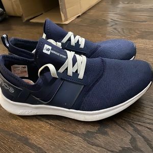 New Balance lightweight shoe, size 9.5